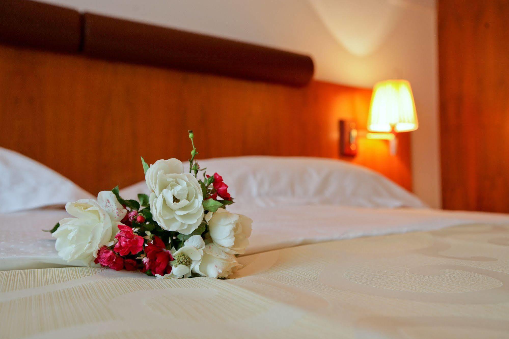 Hotel Croatia Zagreb Dış mekan fotoğraf